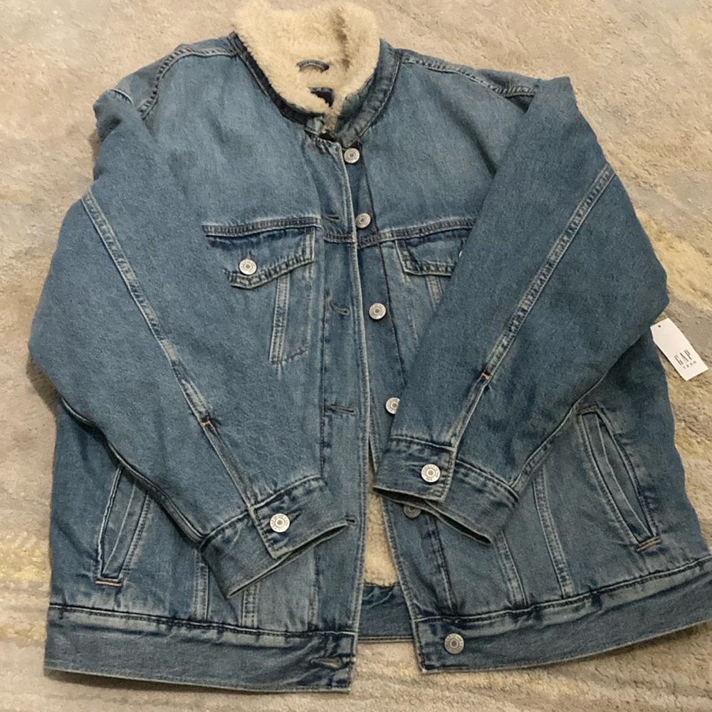 GAP Teens denim jacket with lining size 18-20